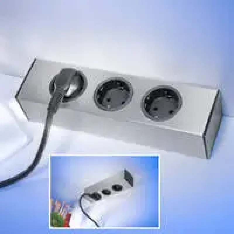 Bloc multiprise ST3003 en inox Mise à la terre de type E