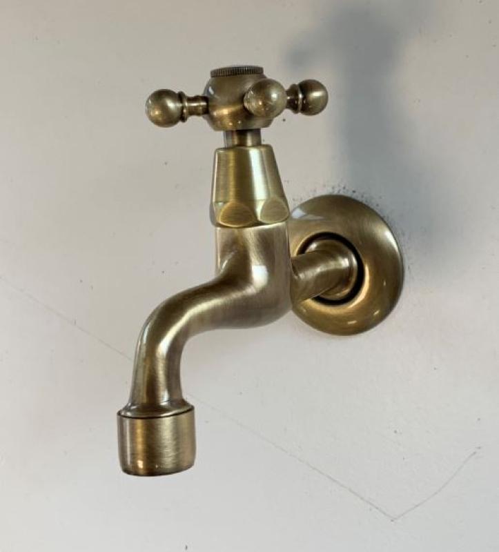 PB Classic Wand-Kaltwasserarmatur mit Sterngriff Bronze 1208855602