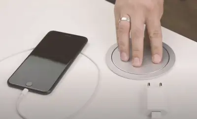 Indux Push prise de cuisine à encastrer argentée dans le plan de travail avec mise à la terre type F et 3 prises et 2 x USB 1208957412
