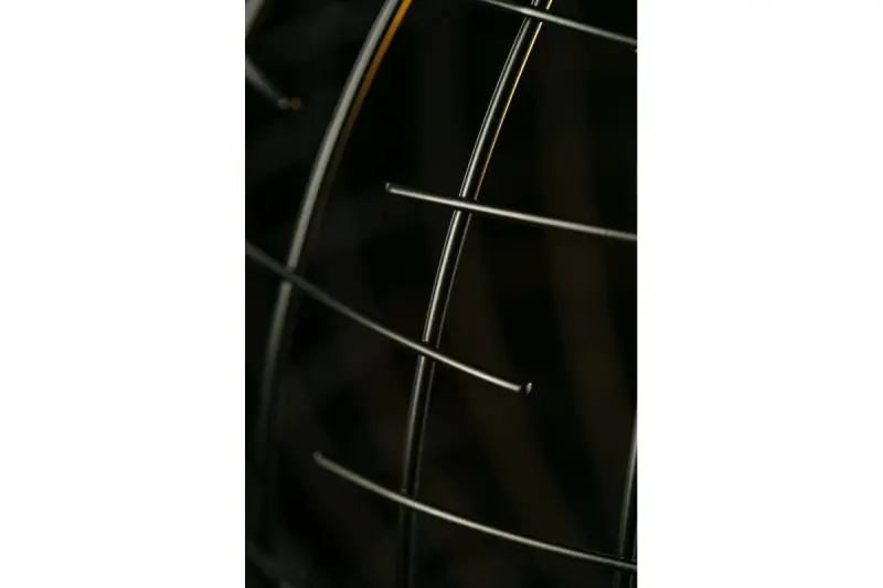 Decor Viela lampe à suspension en fil métallique noir et or, forme sphérique, diamètre 35 cm 6996