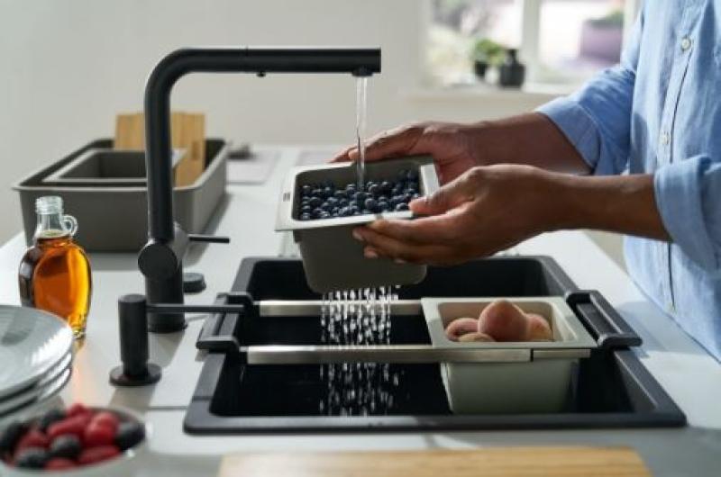 Franke Universal-Zubehör im 5er-Set, Schneidebrett, Einsatzschale, Abtropfmatte und Ablageschale 112.0655.489