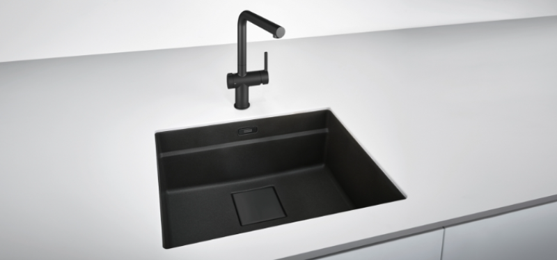 Franke Active Twist Einhebelmischer Schwarz mit Festem Auslauf und Integrierter Ablaufsteuerung 115.0669.768