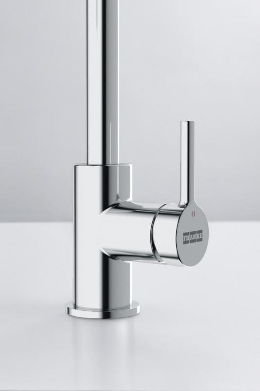 Franke Lina XL Küchenmischbatterie Chrom mit schwenkbarem Auslauf 115.0693.228
