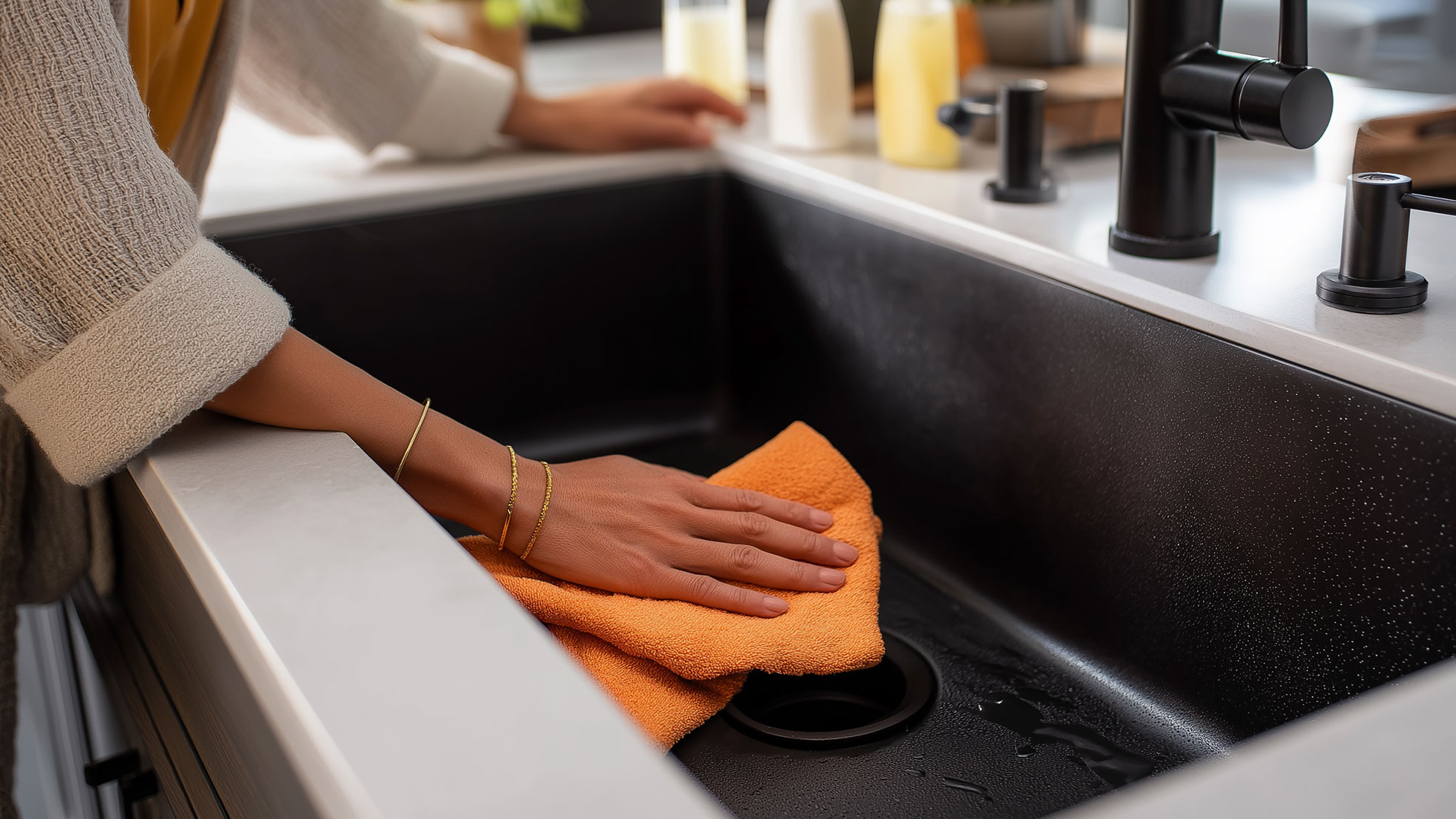 39_de_media-1_how-to-clean-a-black-sink-02.jpg